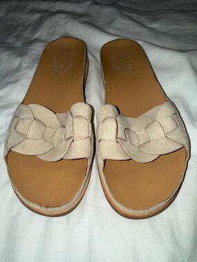 Kork-Ease Dolphin Tan Suede Slide Sandals 8 M BNNT